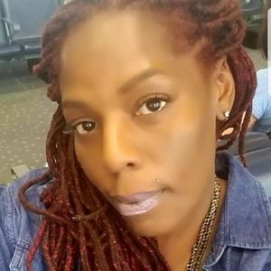 Meet your Posher, Laticia